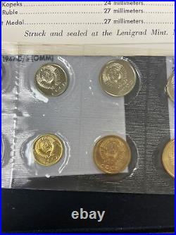 1973 USSR / Soviet Union / Russia 9-Coin Mint Set w Leningrad Mint Medal -sealed