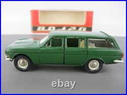 Antique VOLGA Gaz 2402 car model A13 143 made in USSR Soviet Union Original box