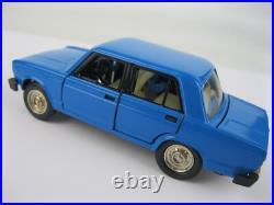 Lada VAZ BA3 2105 Zhiguli 1987 diecast car model 143 made in Soviet Union USSR