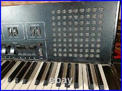 Manual (TEST VIDEO +) Analog Vintage Synthesizer Organ Drum Machine USSR 808