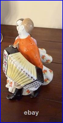 Porcelain Figurine URAL QUADRILLE DULEVO Soviet Union Russian USSR 60s