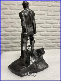 Rare USSR figurine of Hero of the Soviet Union, poet and journalist Musa Jalil