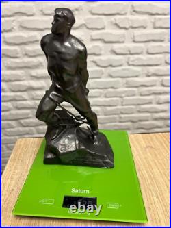 Rare USSR figurine of Hero of the Soviet Union, poet and journalist Musa Jalil