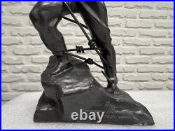 Rare USSR figurine of Hero of the Soviet Union, poet and journalist Musa Jalil
