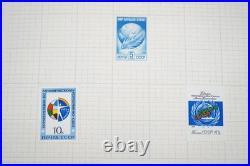 Russia Soviet Union 1910s-1990s Collection Of Over 1000 In Stamp Album