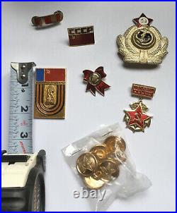 Russian Federation / Soviet Union USSR Militaria Lot Medals, Badges, Pins Etc