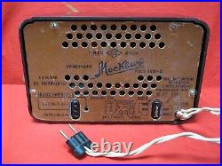 Russian tube Radio MOSKVICH MOSCOW KREMLIN Soviet Union USSR Vintage 50-60s