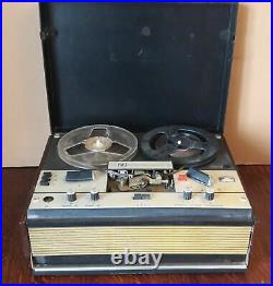 USSR Reel to Reel Tape Portable Recorder Player Turn snow-202. Soviet Union