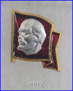 USSR (Soviet Union) Collection of Military & Civilian pins (1926-1980's) Mint