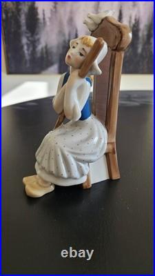 VTG Cinderella Porcelain FIGURINE, Kiev Soviet Union 1970'-80's Kiev(ECHZ) #15