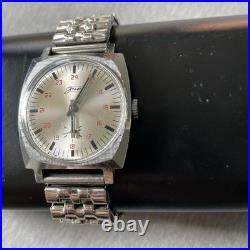 Vintage 70s ZiM USSR Soviet Union Made 15 Jewels Mechanical Hand Wind Wristwatch