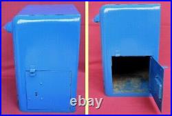 Vintage BIG USSR MAIL Post Box to COLLECT Letters with Soviet Union Coat of Arms